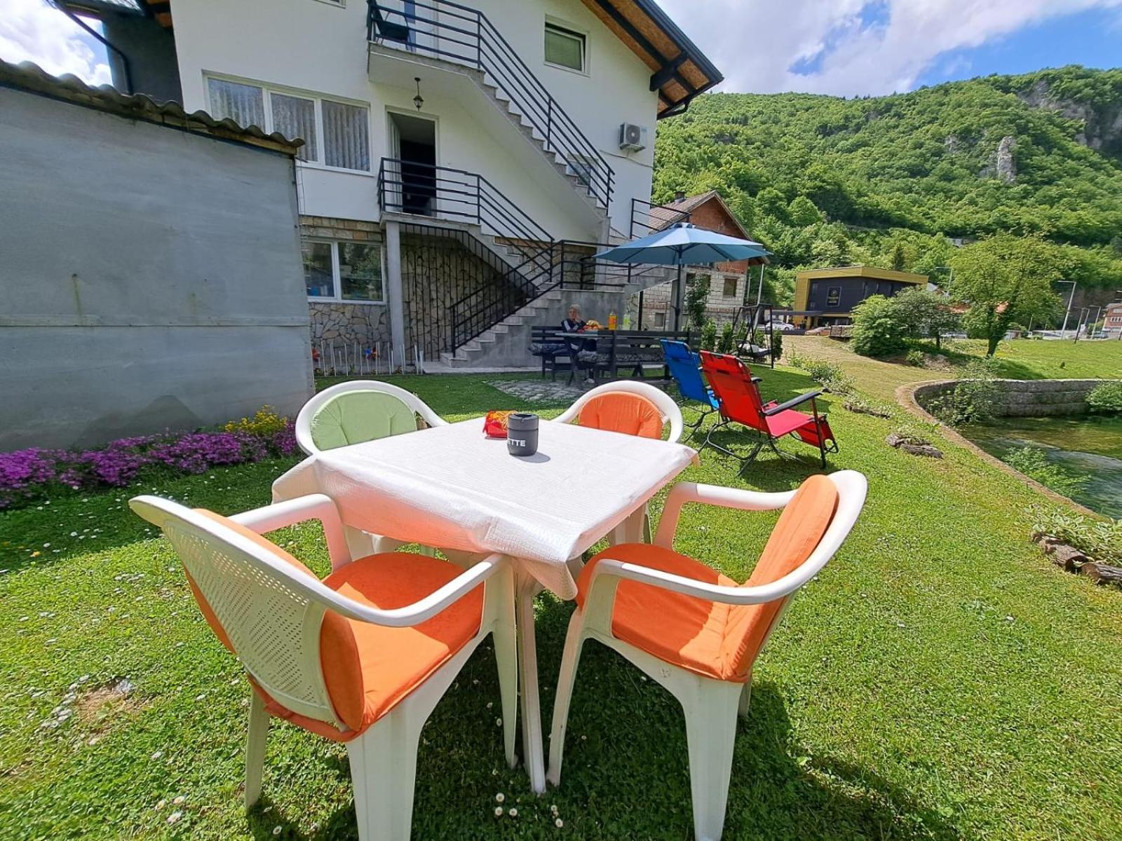 Sobe Zizi Bed and Breakfast Jajce Exteriör bild